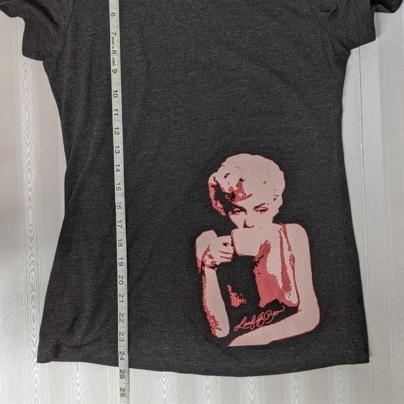 Marilyn Monroe Crewneck Short Sleeves Shirt Top M - Picture 7 of 9